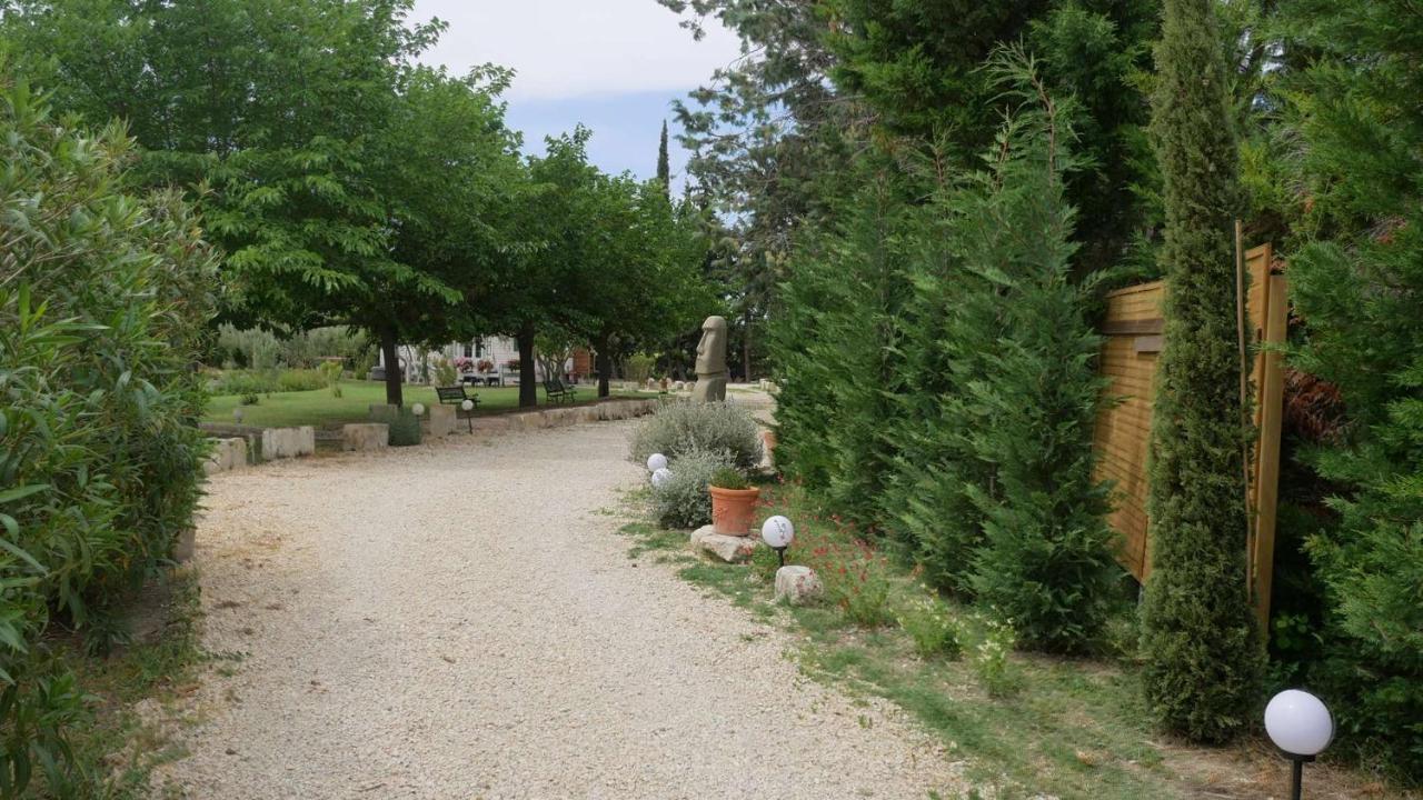 Mas Maurane - L'Olivier Avec Spa Prive Aux Portes D'Arles Tarascon Eksteriør bilde