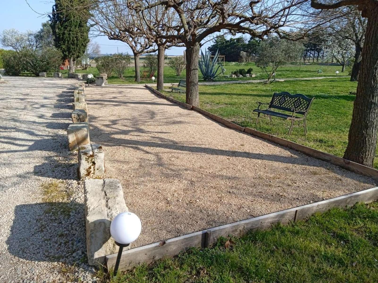 Mas Maurane - L'Olivier Avec Spa Prive Aux Portes D'Arles Tarascon Eksteriør bilde